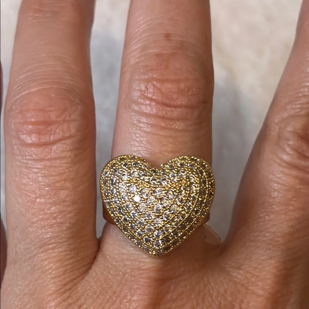 NEW AAA CZ Bold Heart 18k Yellow Gold Filled Ring